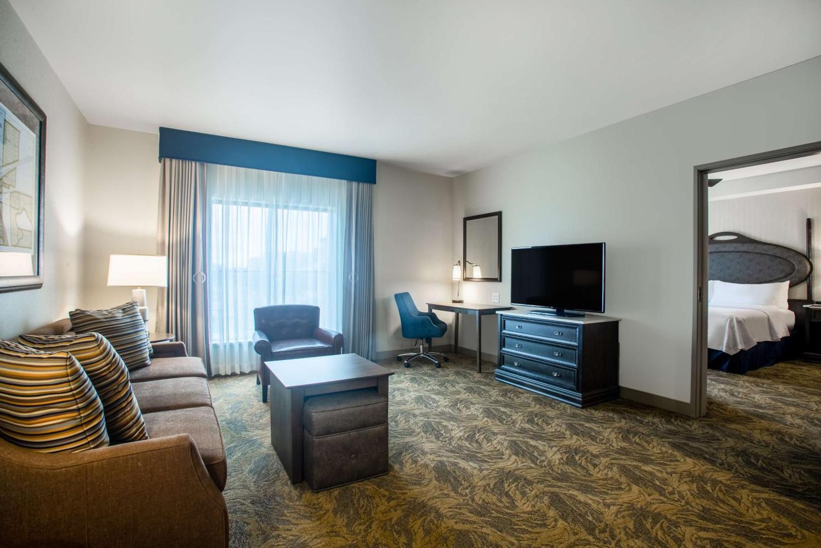 Homewood Suites By Hilton Salina/Downtown, Ks