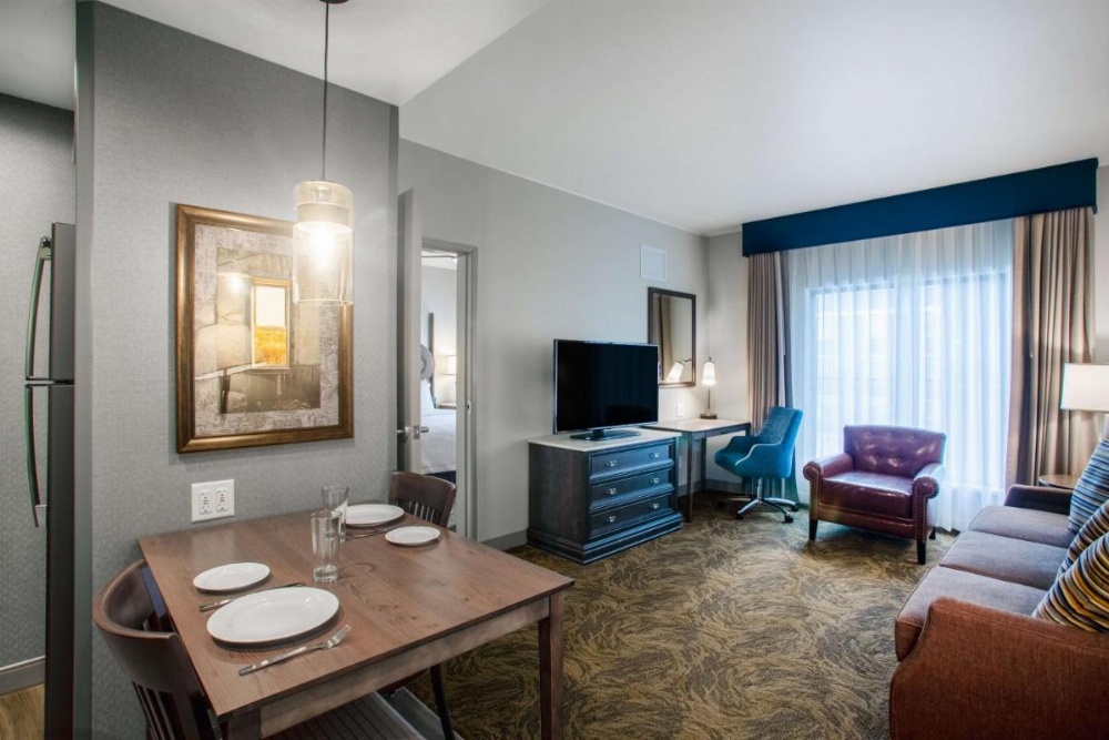 Homewood Suites By Hilton Salina/Downtown, Ks